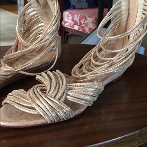 Loeffler Randall style Twist Carie size 8.5